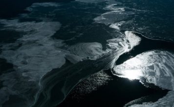 Как в шпионском кино: китайцы построили камеру, способную с орбиты различать лица людей на земле