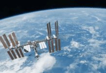 Илон Маск призвал затопить МКС как можно скорее — станция слишком опасна, чтобы оставаться на орбите