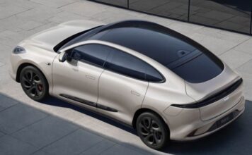 Китайский автопром начал переходить на выпуск гибридов, отчасти разочаровавшись в электромобилях