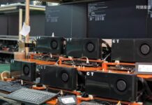 Американские санкции не работают: мало того, что в Китае можно запросто купить GeForce RTX 5090 — их переделывают так, что разъемы питания не плавятся
