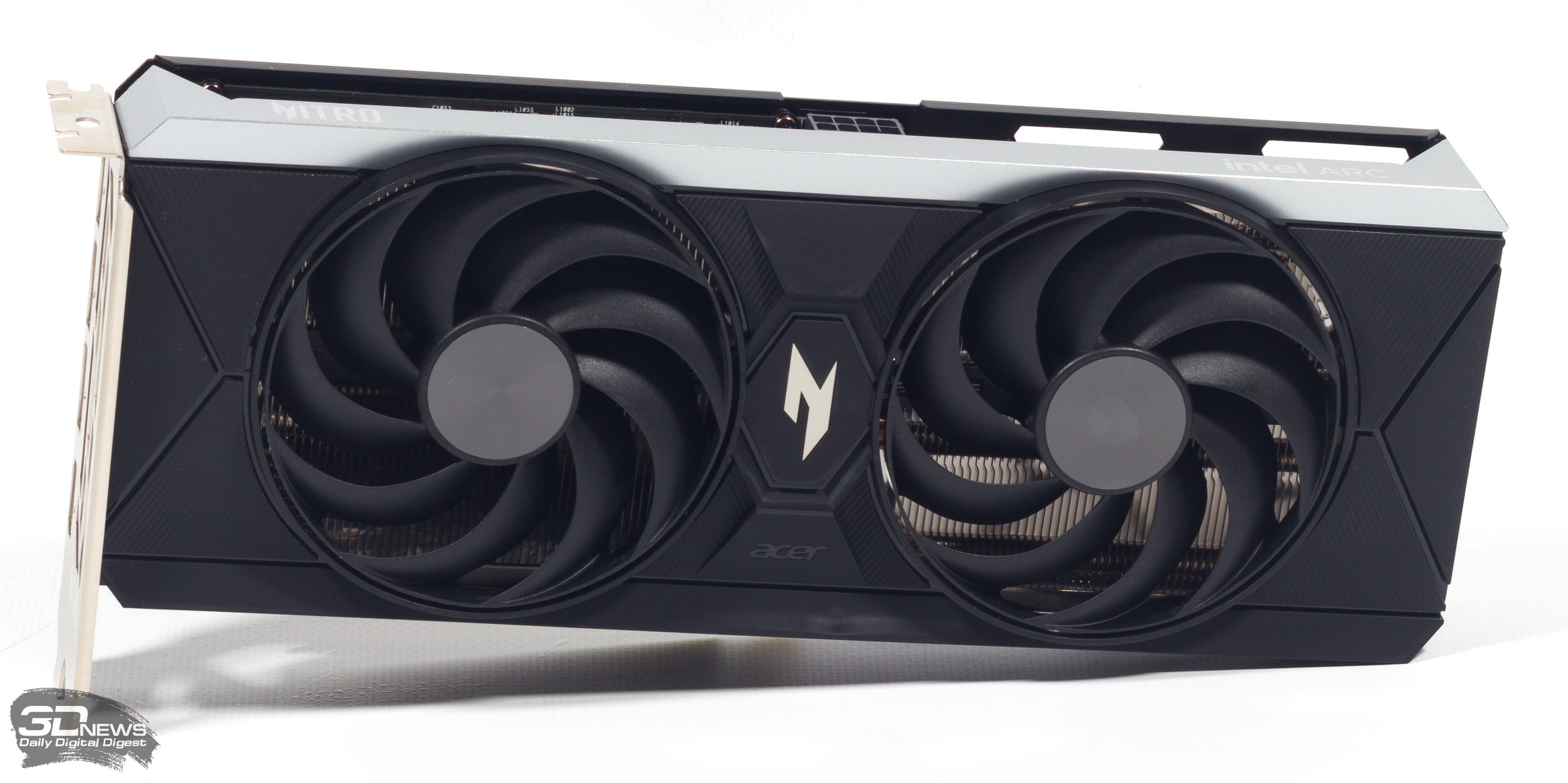 AMD перевыпустила 40-долларовый процессор Athlon 3000G с новыми кулером и упаковкой 2 77ff9c67cb593b19fe66a6b6e0b54c1c