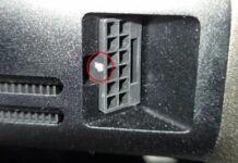 Скандал вокруг новенькой GeForce RTX 5080: пользователь пожаловался на сломанный фиксатор питания, а Nvidia считает карту «повреждённой клиентом»