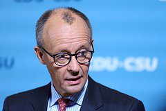 В Британии заявили об унижении Мерца из-за стремления ввести войска на Украину 82e7bfe5e456426ff70a4d3f81fd8634