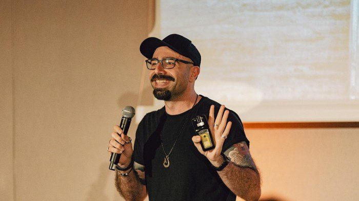 2530eb96f5ae04da3738e18a8febc386