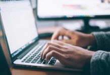 Депутаты разъяснили, за что будут, а за что не будут штрафовать россиян в интернете по новому закону