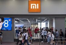 Apple и Samsung пожаловались на рекламу Xiaomi
