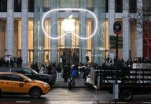 Apple выпустит умные очки