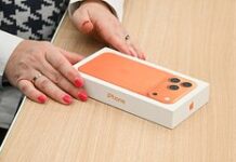 В России подешевел iPhone 17