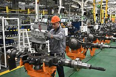 Российский автопроизводитель решил больше работать