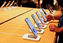Спрос на iPhone упал