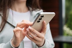Смартфоны Samsung начали самовольно понижать качество фото